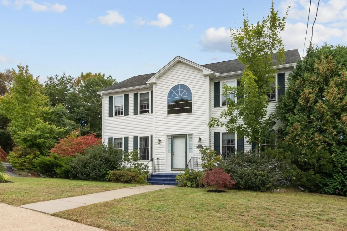 Photo of 4 Lynde St