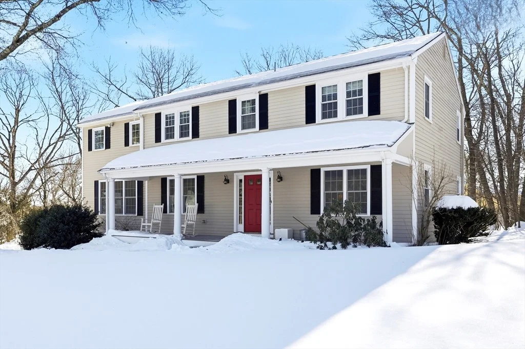 Photo of 245 Oak Hill Circle