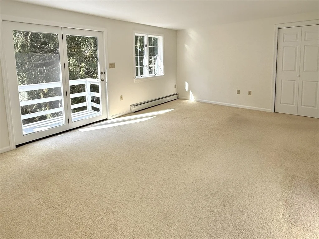 Photo of 1 Pine Tree Dr