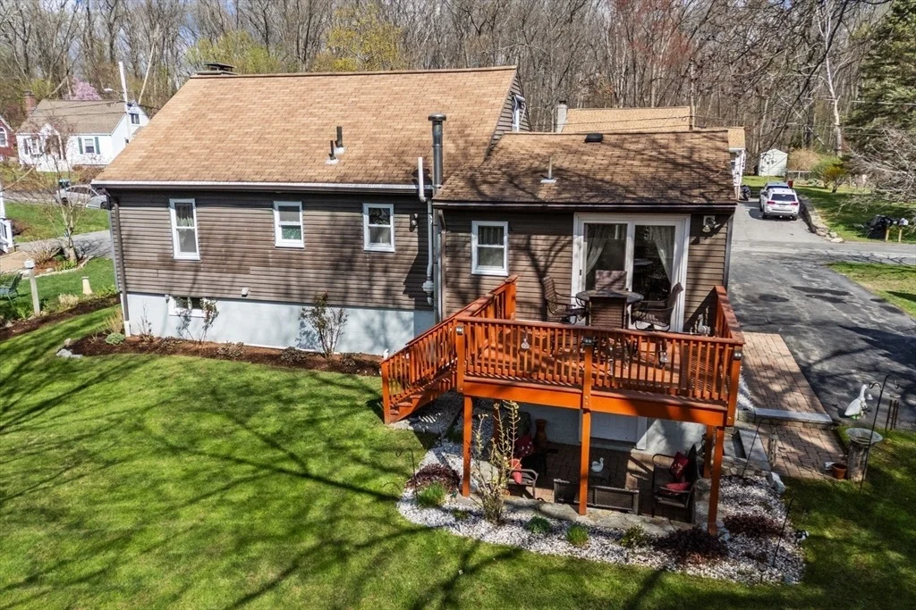 Photo of 40 Manor Rd