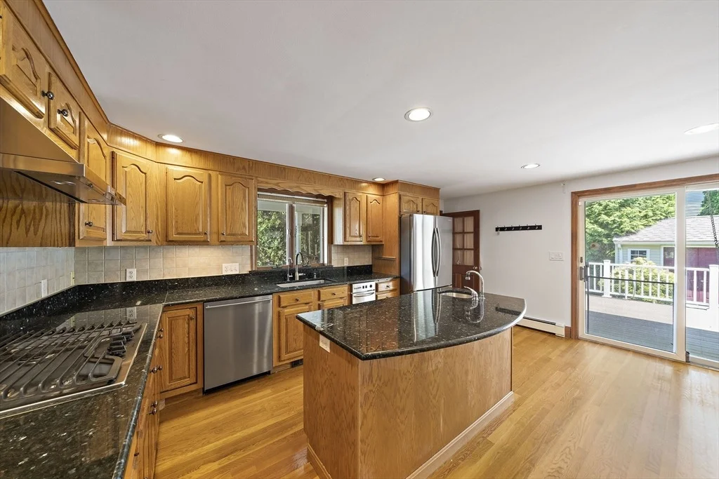 Photo of 76 Shawmut St
