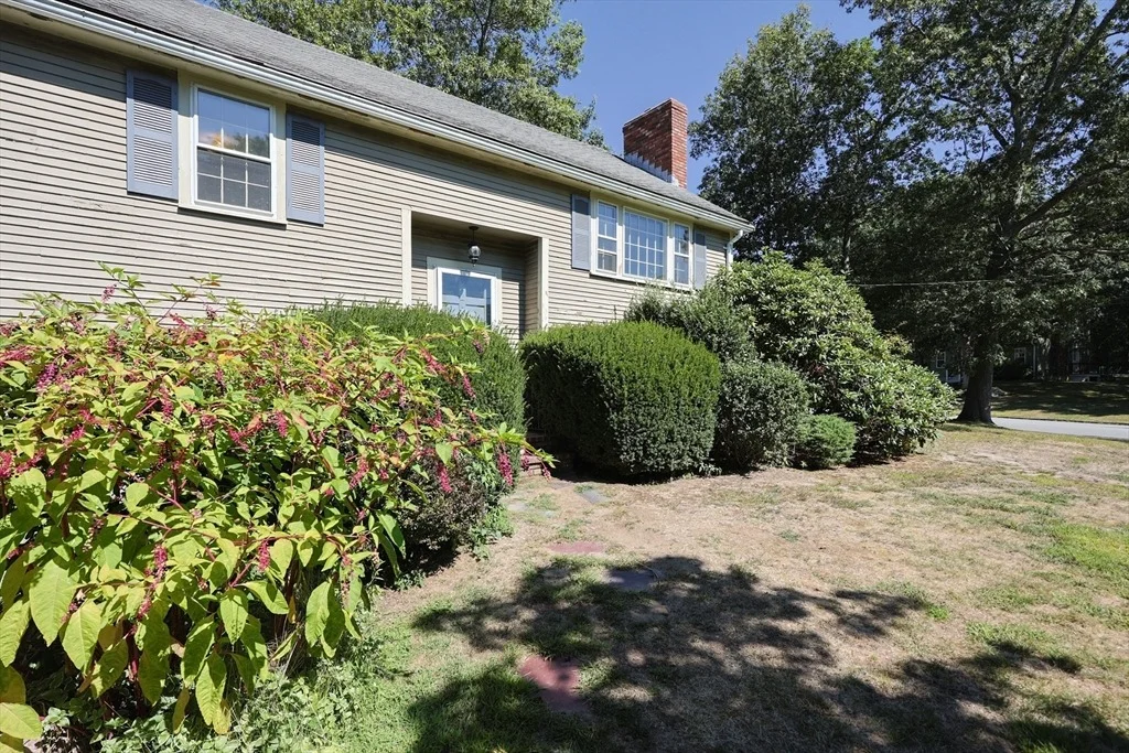 Photo of 7 Eric Ln