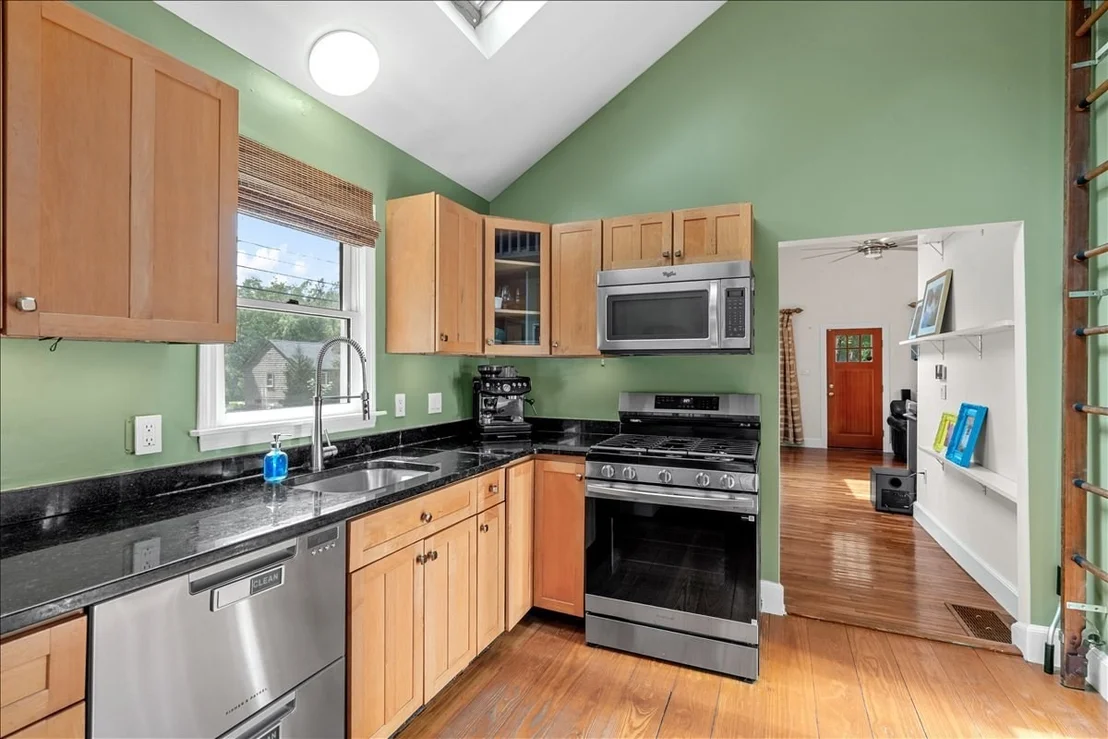 Photo of 51 Edgar Rd