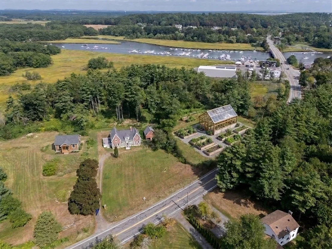 Photo of 304 High Rd