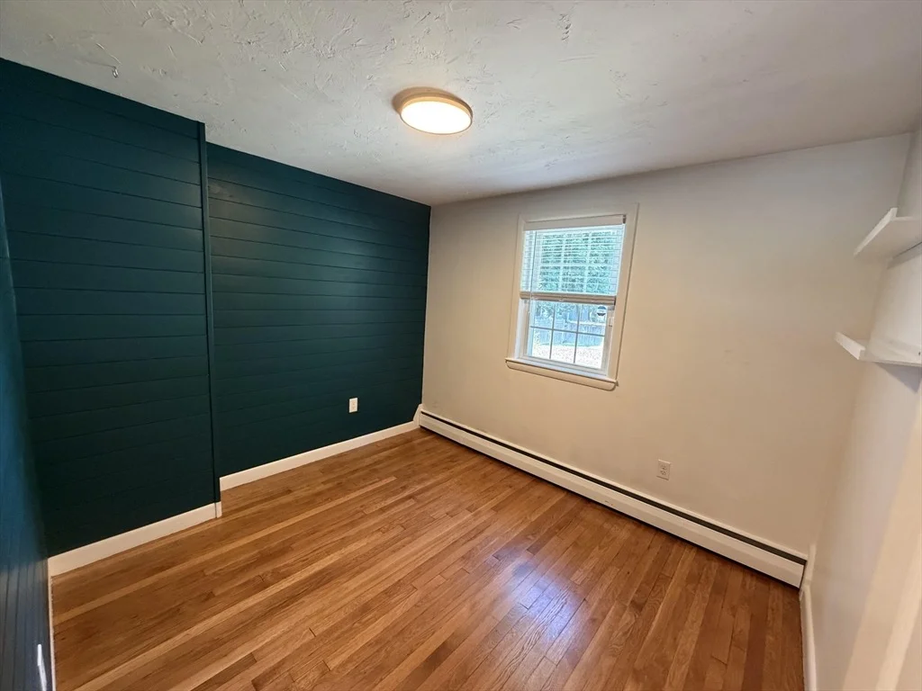 Photo of 8 Fairbrook Rd