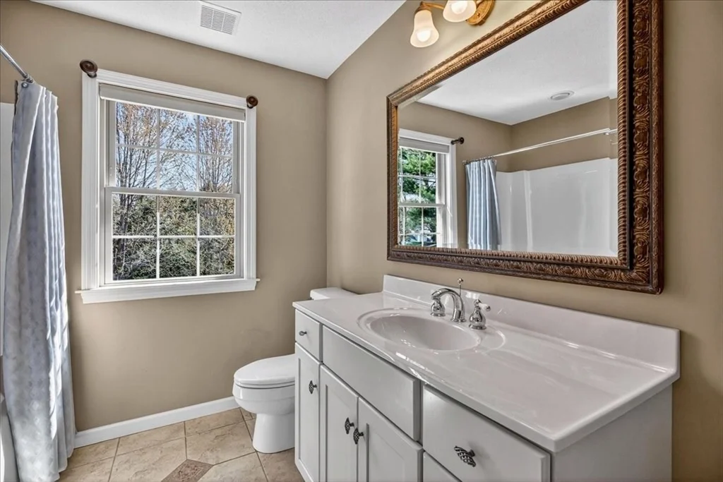 Photo of 1318 Piper Rd
