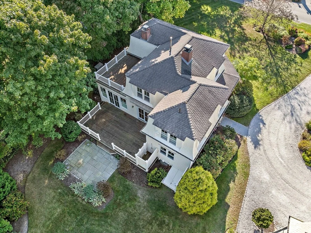 Photo of 1220 Main St