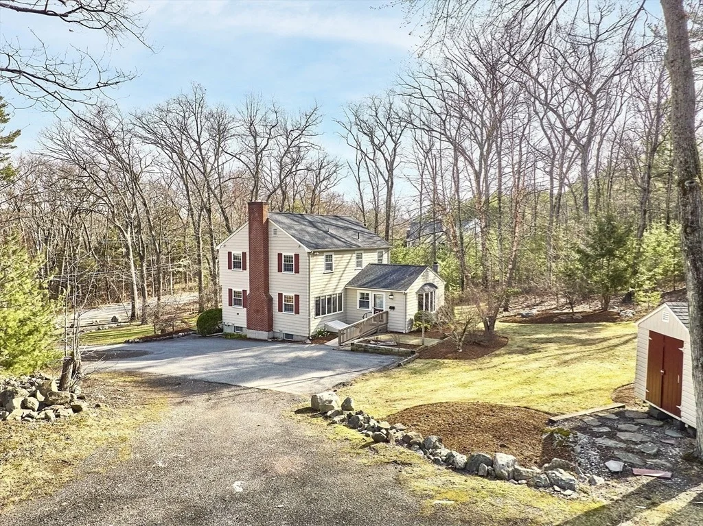 Photo of 144 Marblehead Street