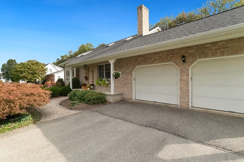 Photo of 64 Apple Ridge Rd