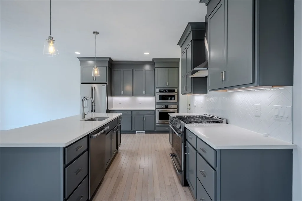 Photo of 72 Pratt Ave