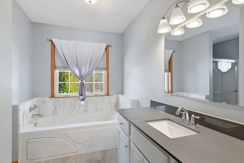 Photo of 42 Schneider Rd