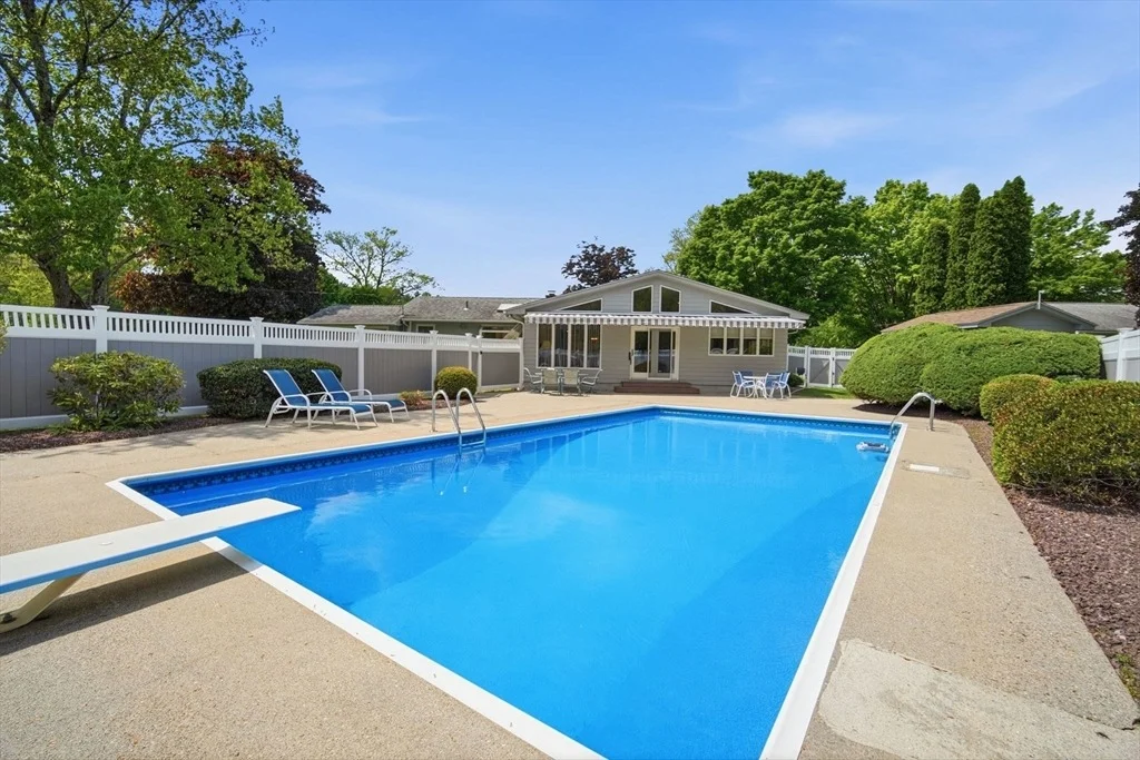 Photo of 30 Birch Hill Road