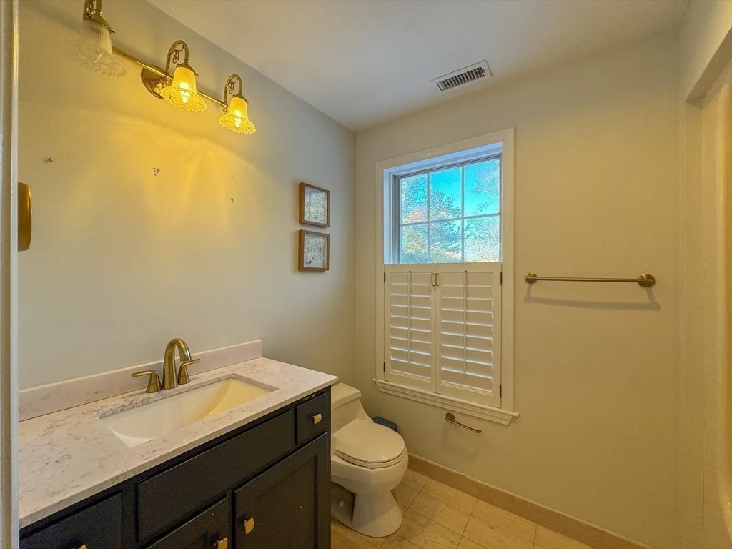 Photo of 84 White Birch Way