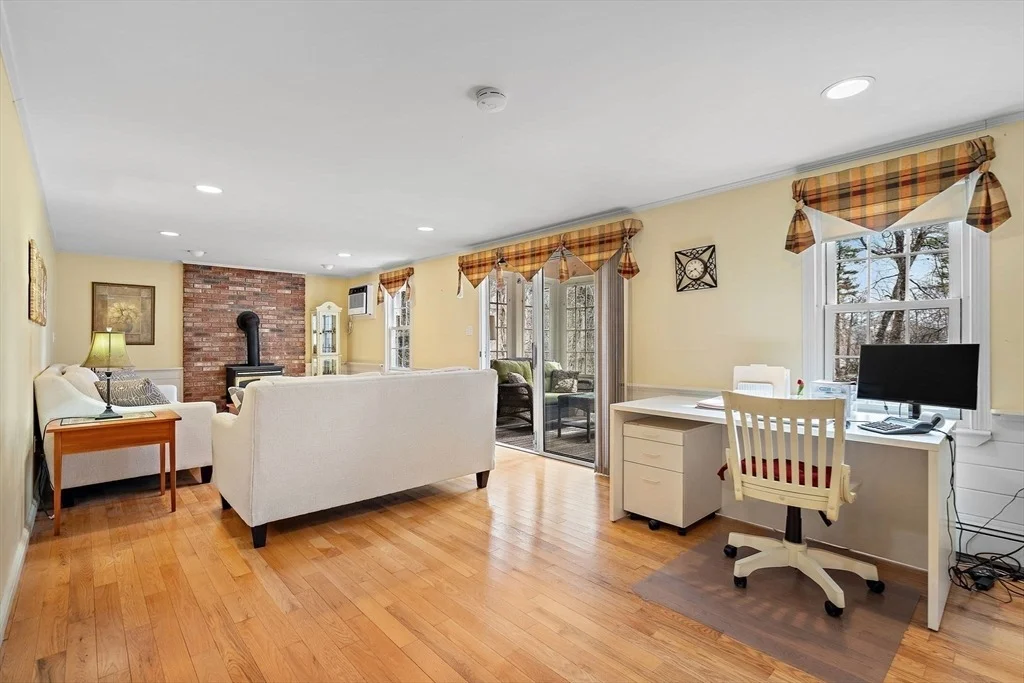 Photo of 14 Meade Rd
