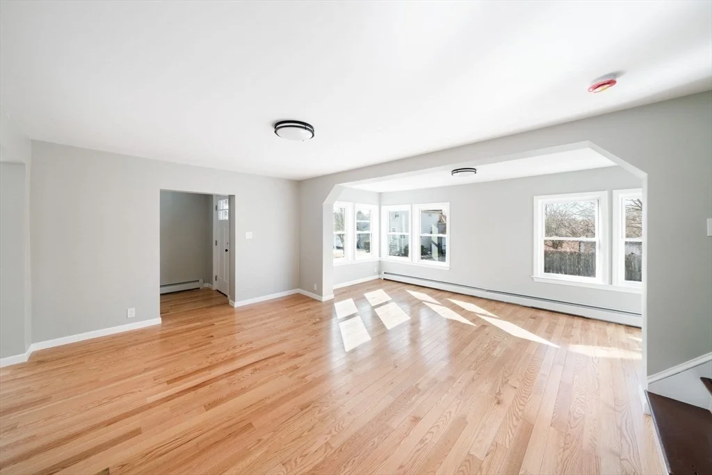 Photo of 71 Akin St