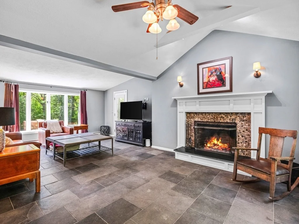 Photo of 147 Bare Hill Road