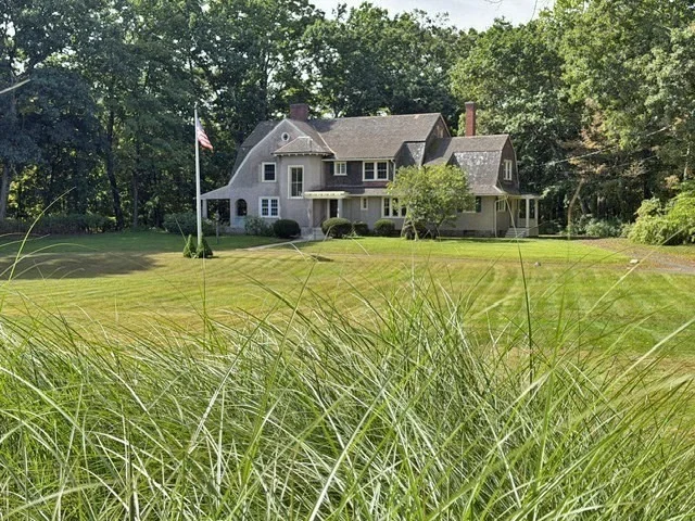 Photo of 230 North Main