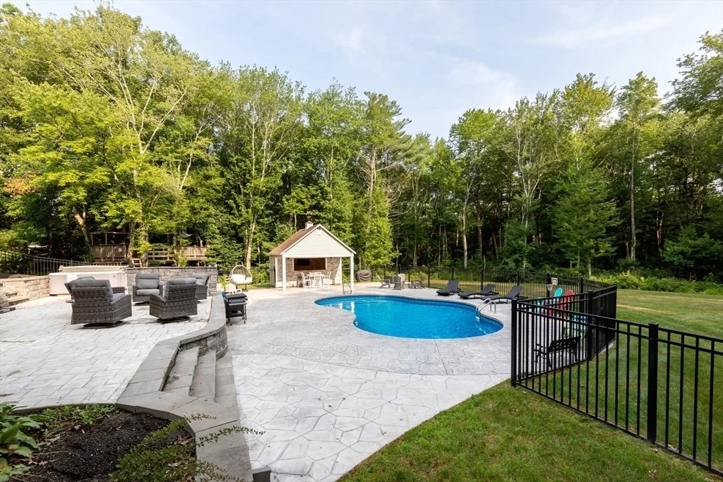 Photo of 5 Debbie Ln