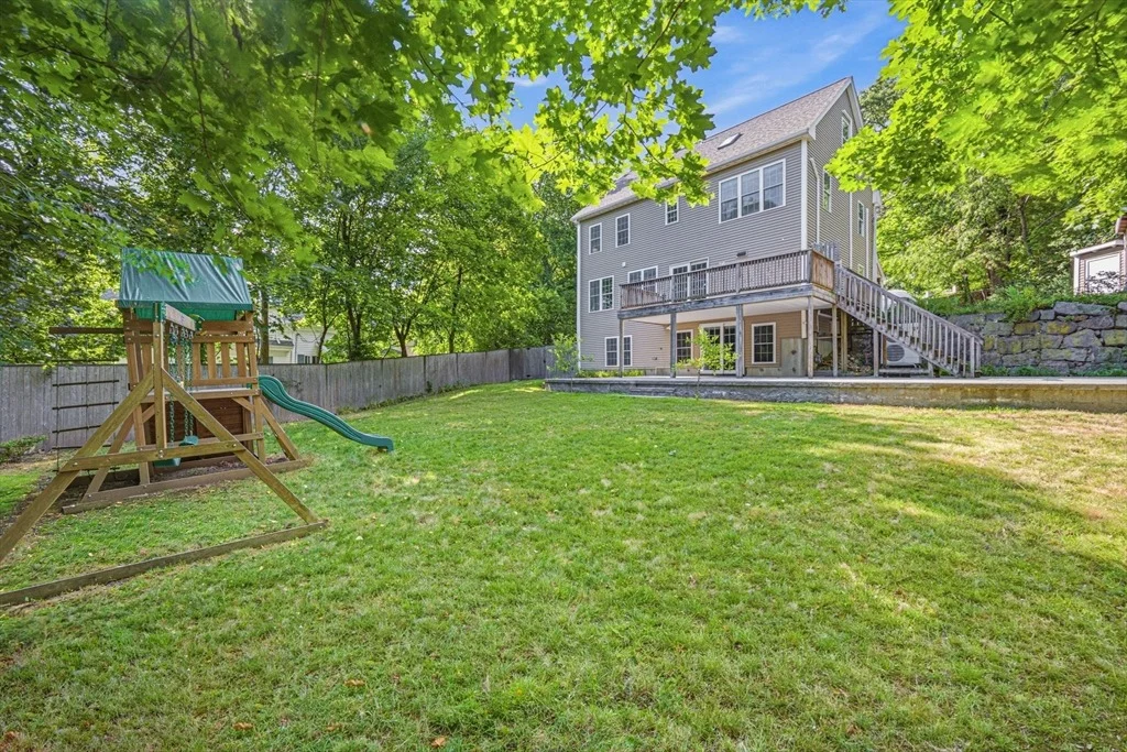 Photo of 77 Thayer Rd