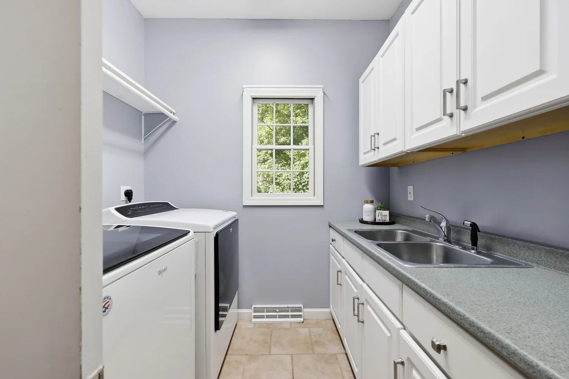 Photo of 2 Highview Circle