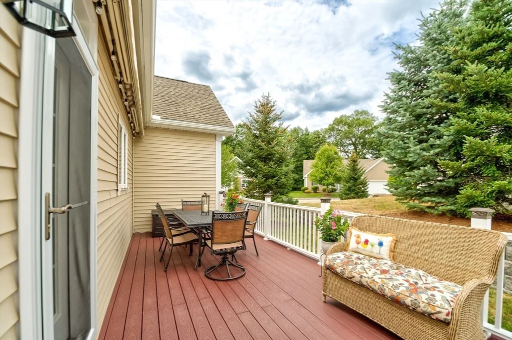 Photo of Unit 10 at 10 Dunrobin Cir