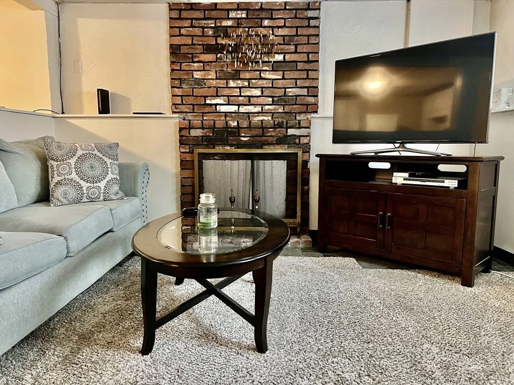 Photo of 60 Carousel Dr.