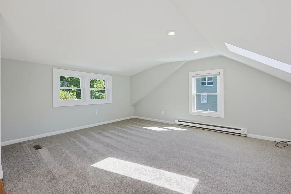 Photo of 191 Whitins Rd