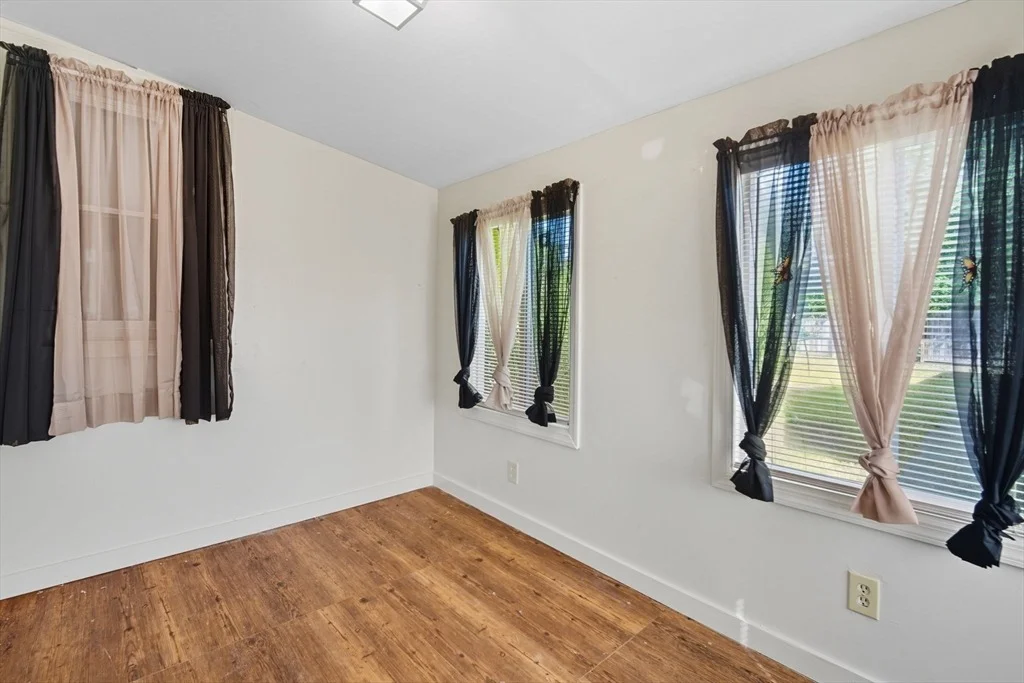 Photo of 35 Juniper Dr