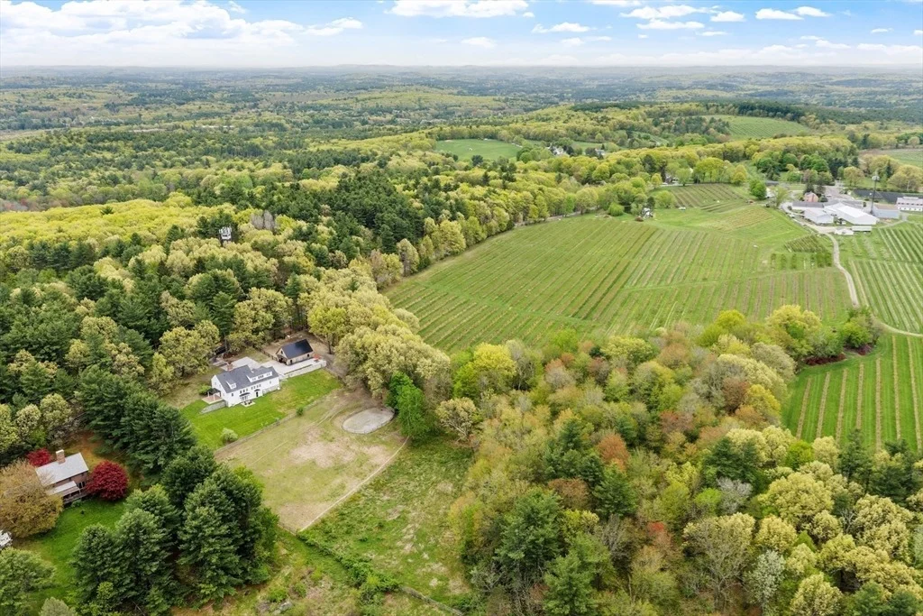 Photo of 41 Pinnacle Rd