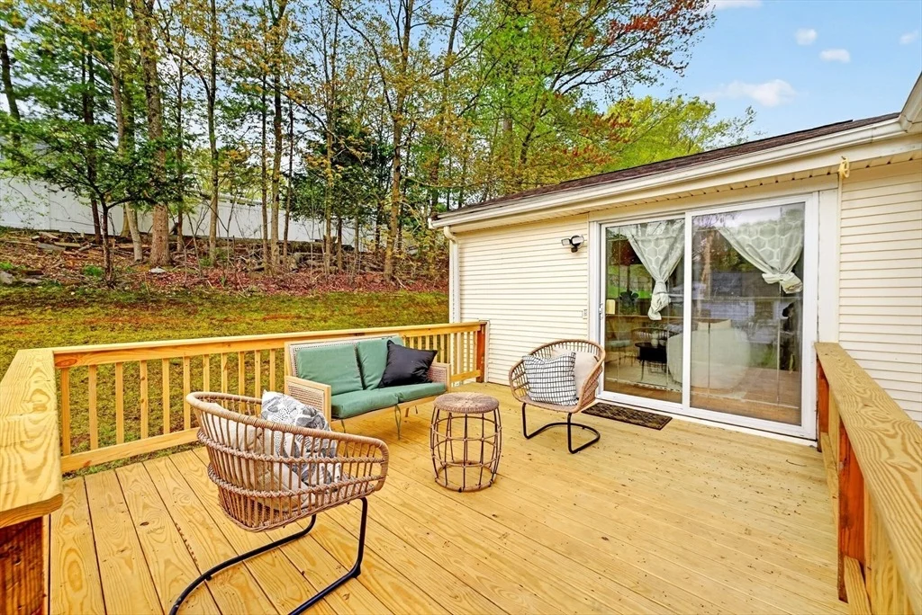 Photo of 6 Sunset Dr