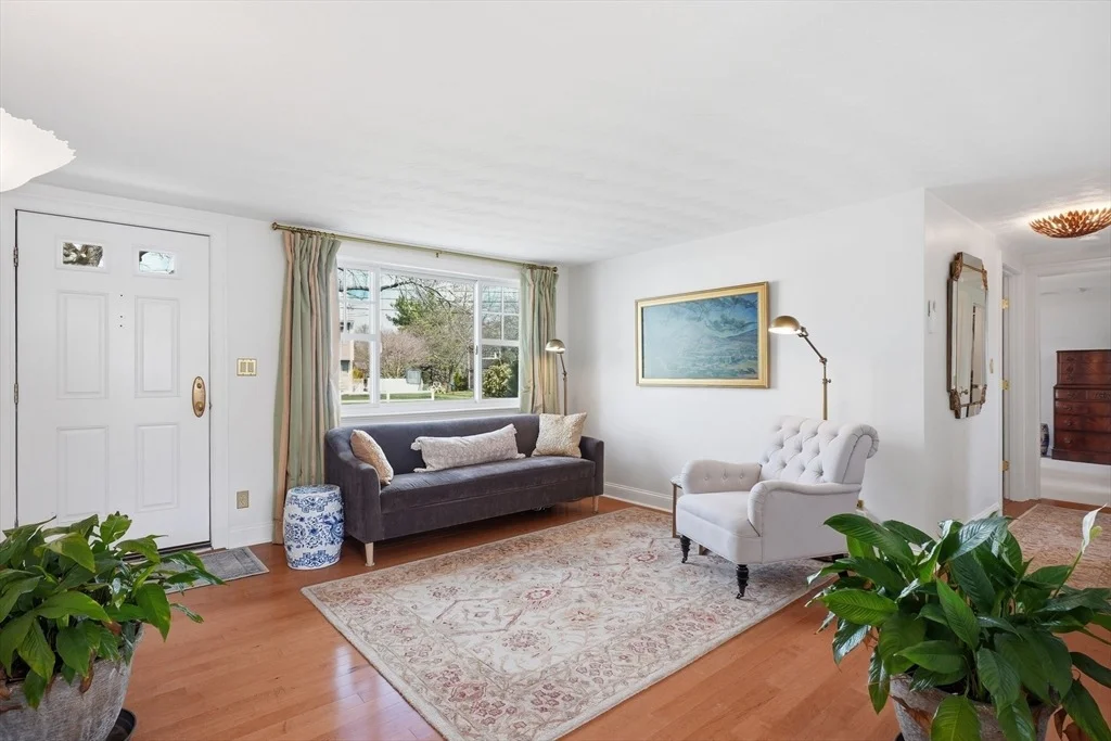 Photo of 19 Brookfield Circle