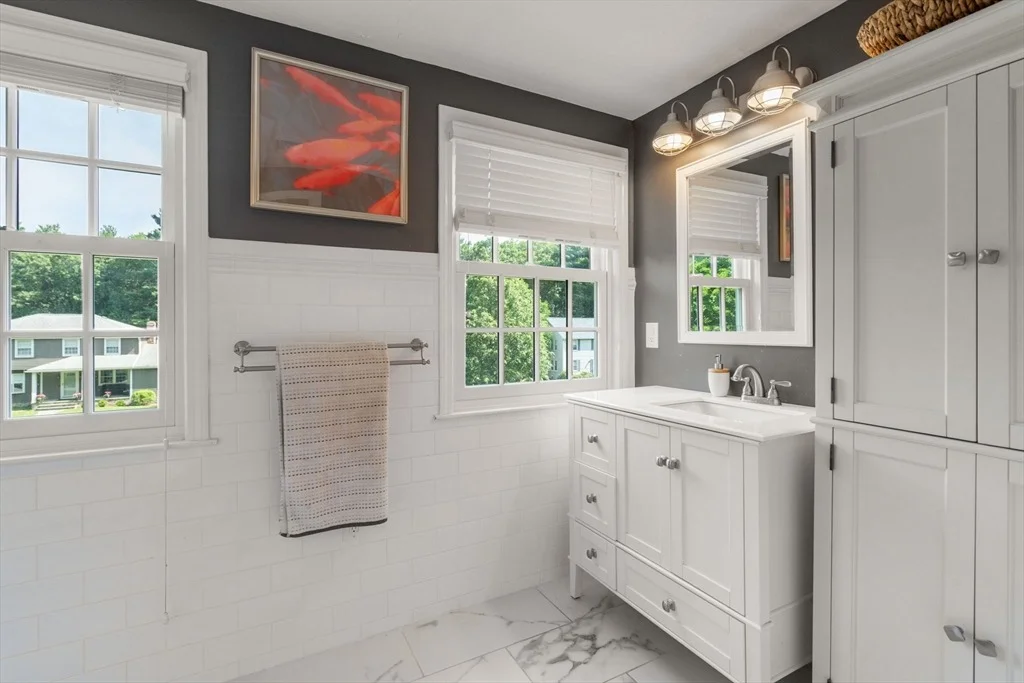 Photo of 18 Hearthstone Cir