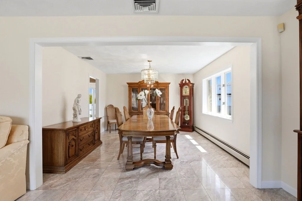 Photo of 6 Gavin Cir