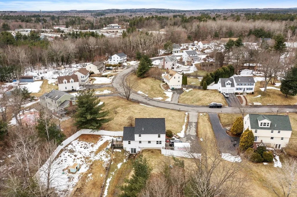 Photo of 27 Merrimac Dr