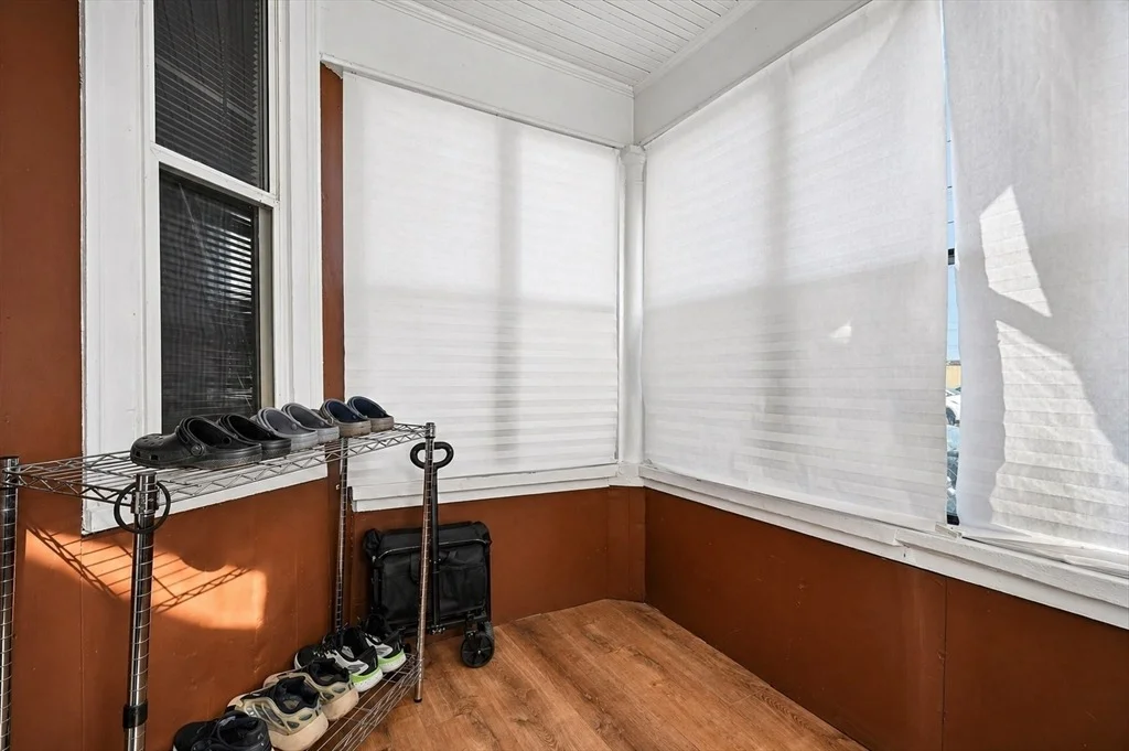Photo of 19 Sheldon St