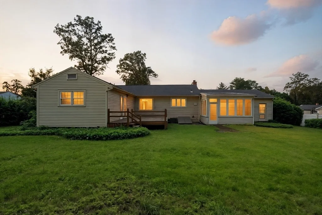 Photo of 30 Western Cir