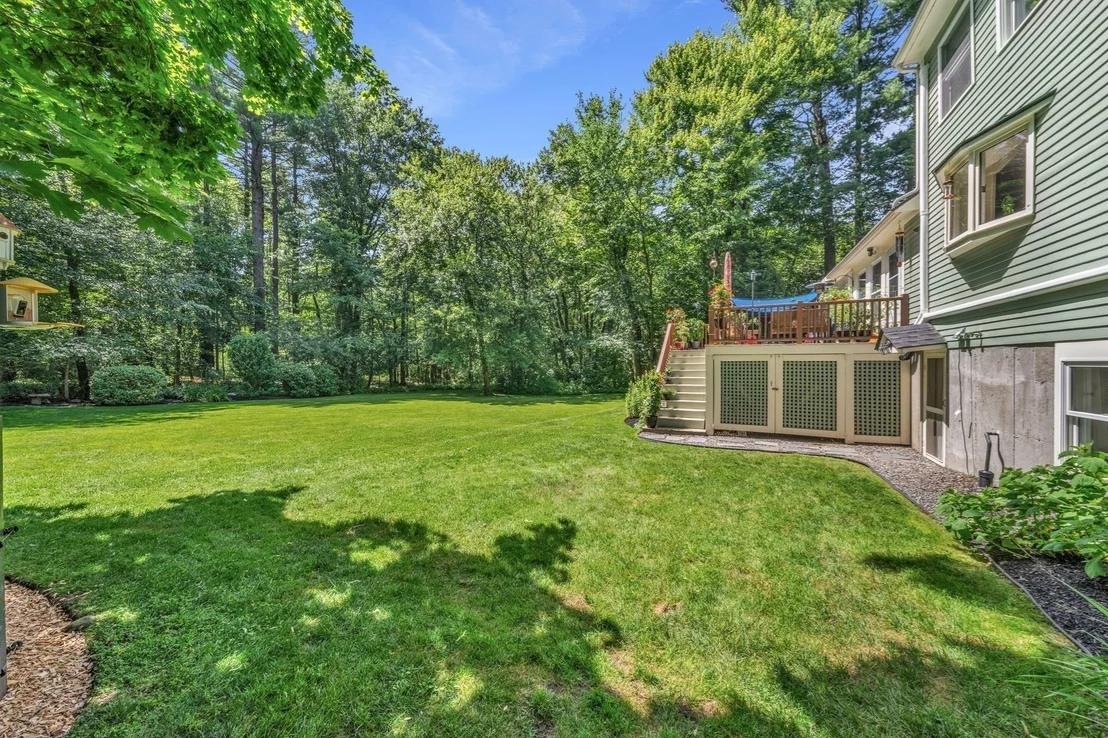 Photo of 6 W Parish Dr
