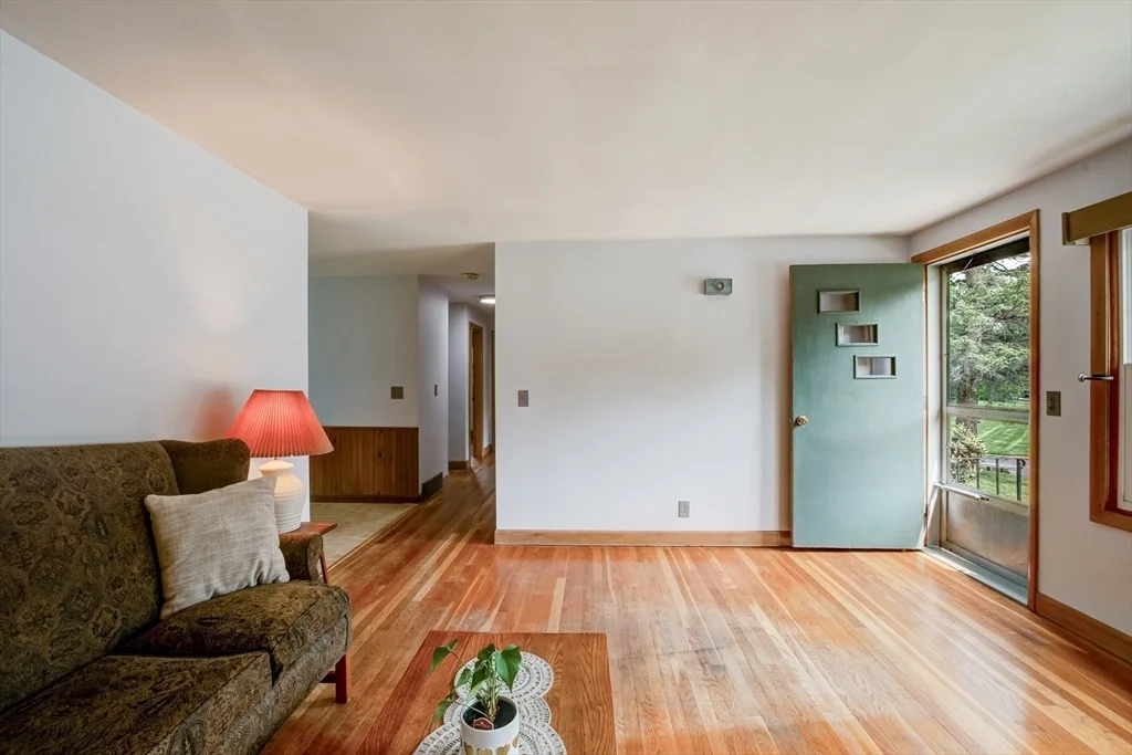 Photo of 95 Ken Drive