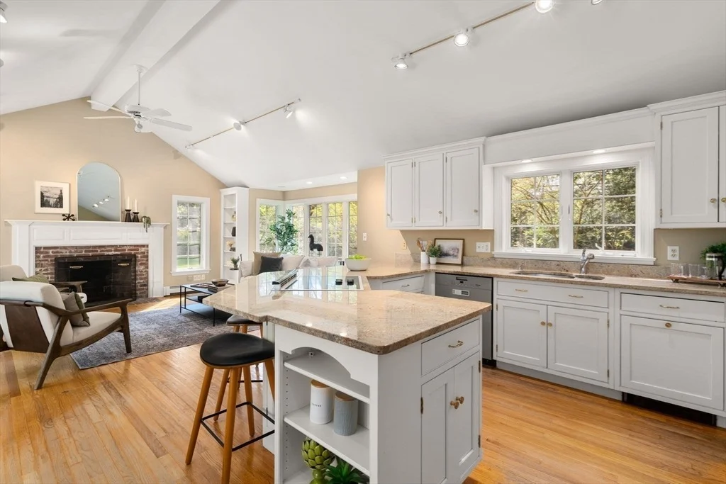 Photo of 25 Moore Rd