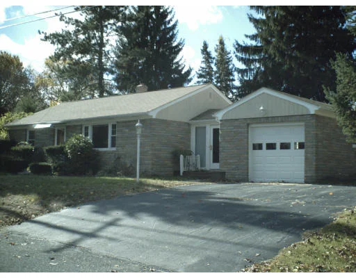 Photo of 7 Pattison Ave