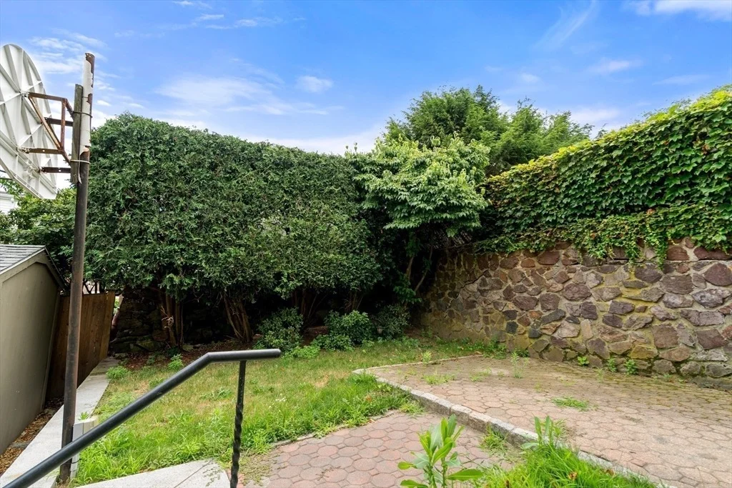 Photo of 30 Rosedale Ave