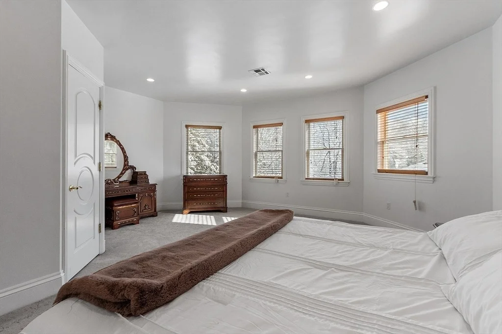 Photo of 30 Bridle Path