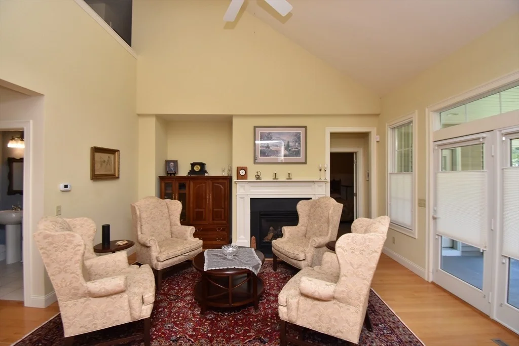 Photo of Unit 1B at 359 Main
