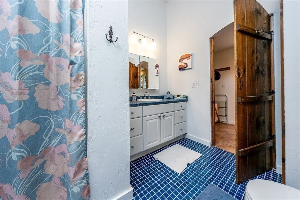 Photo of 239 Whistleberry Dr