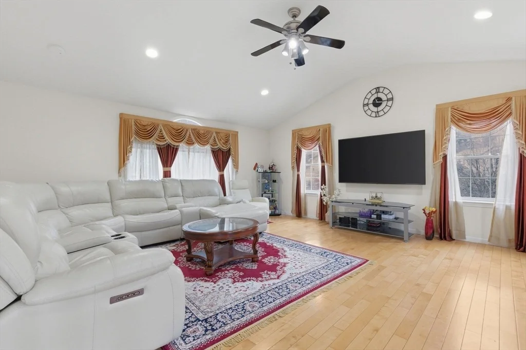 Photo of 16 Windsor Rd