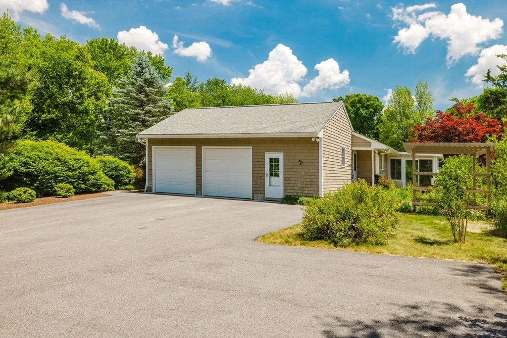 Photo of 275 Summer St