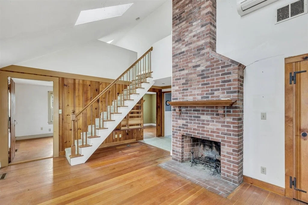 Photo of 2 Freeman Avenue
