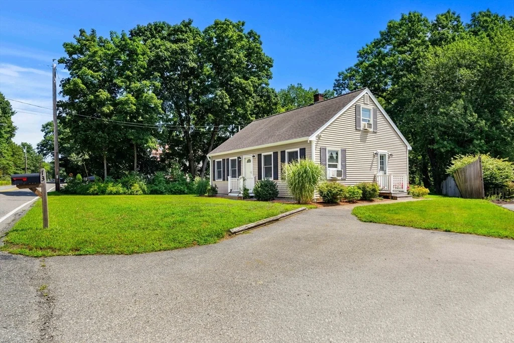 Photo of 13 Sandy Pond Rd