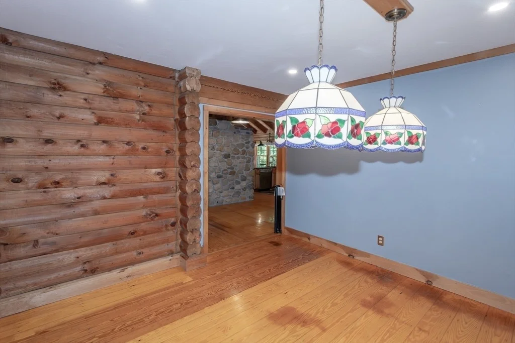 Photo of 457 Montgomery Rd