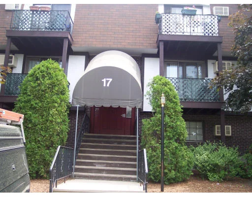 Photo of Unit 1720 at 17 Erick Road